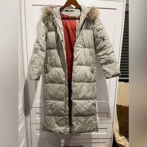 Winter long jacket with faux hair hoodie